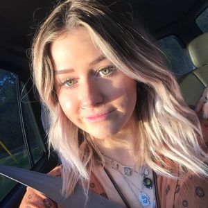 Meet your Posher, Rachel